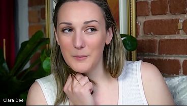 Clara Dee, la vecina de culo perfecto y sus fantasías sissies