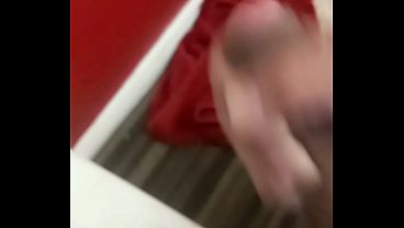 Jettme32 se masturba con furia en su habitación