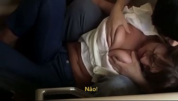 Madura japonesa ayuda a superar el luto con su coño mojado