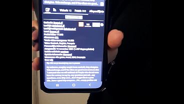 Verificación de sumisa que obedece órdenes explícitas